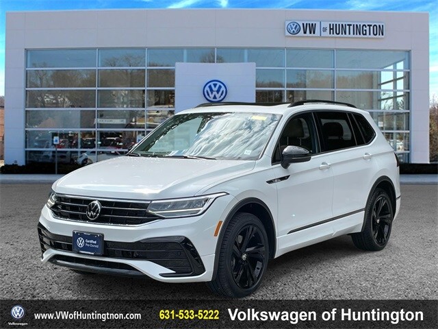 2023 Volkswagen Tiguan SE R-Line Black photo 2
