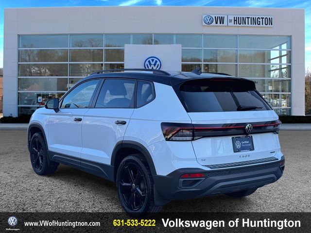 2025 Volkswagen Taos SE Black - Photo 6