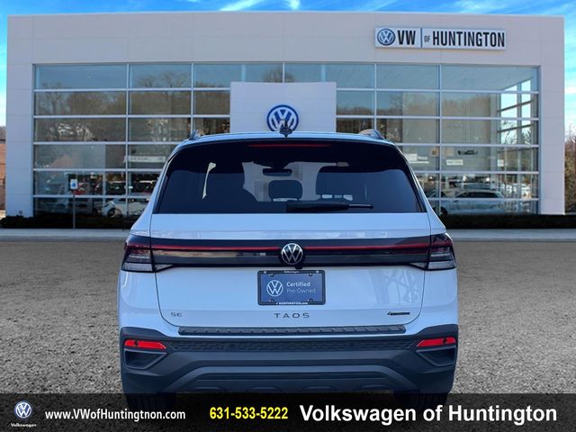 2025 Volkswagen Taos SE Black - Photo 7