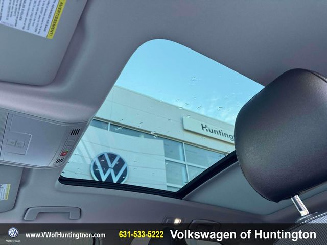 2025 Volkswagen Taos SE Black - Photo 19
