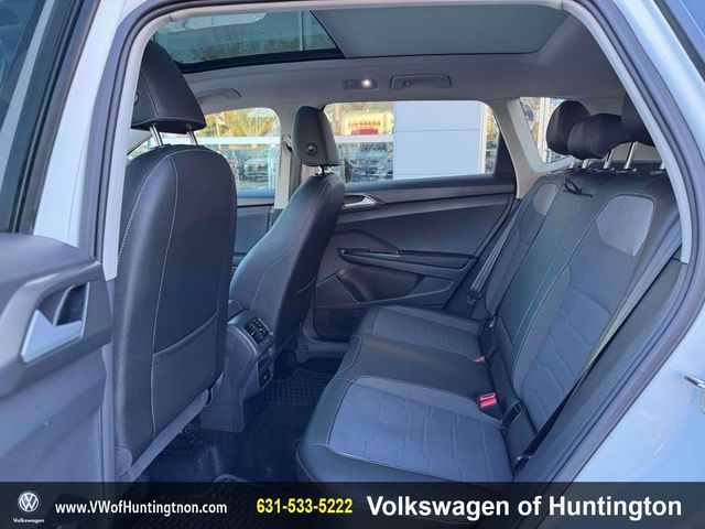 2025 Volkswagen Taos SE Black - Photo 12