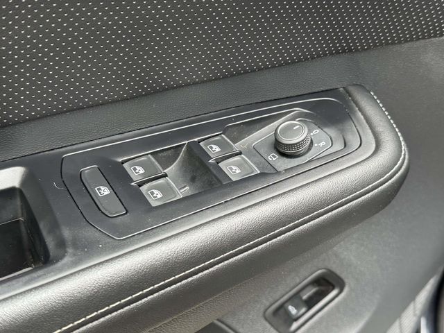 2025 Volkswagen Atlas Cross Sport SEL Premium R-LINE - Photo 16