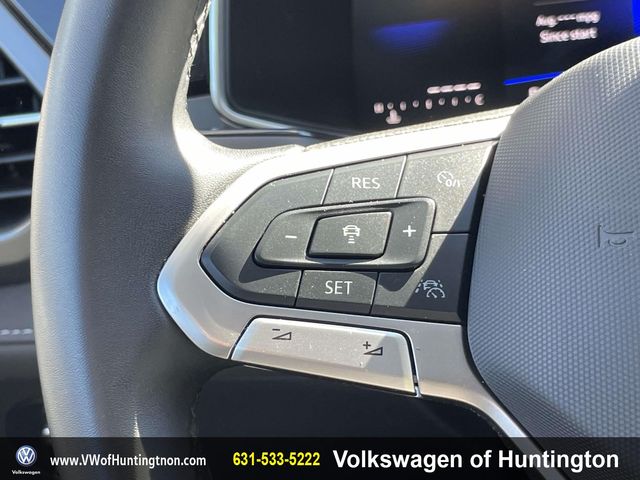 2025 Volkswagen Taos SE Black - Photo 20