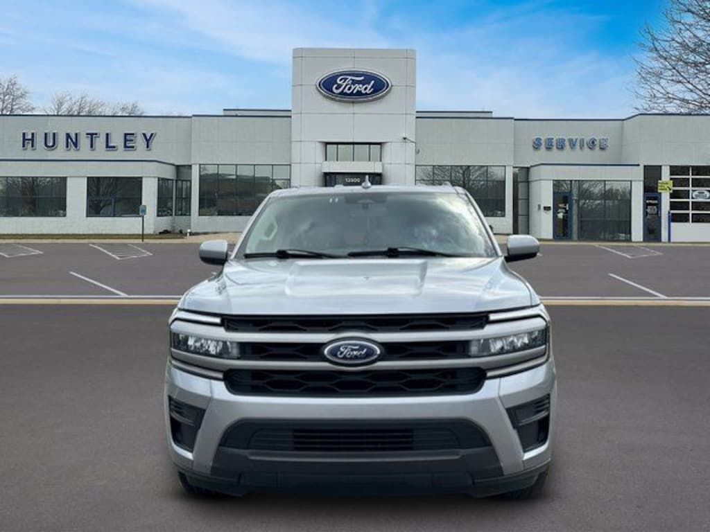 Used 2024 Ford Expedition XLT SUV