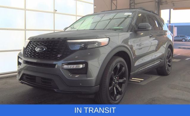 2022 Ford Explorer ST's photo