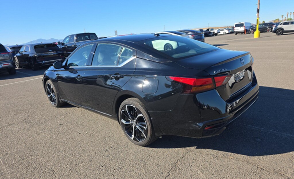 Used 2024 Nissan Altima 2.5 SR Sedan