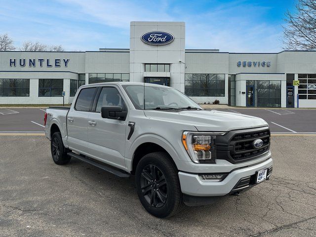 2023 Ford F-150 XLT photo 3
