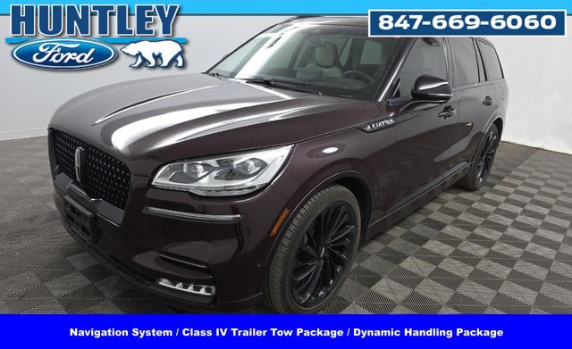 2023 Lincoln Aviator Black Label's photo