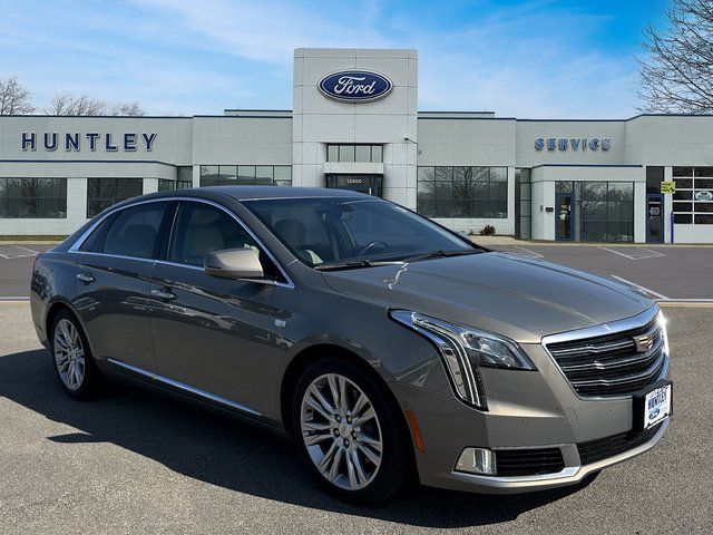 2019 Cadillac XTS Luxury photo 2