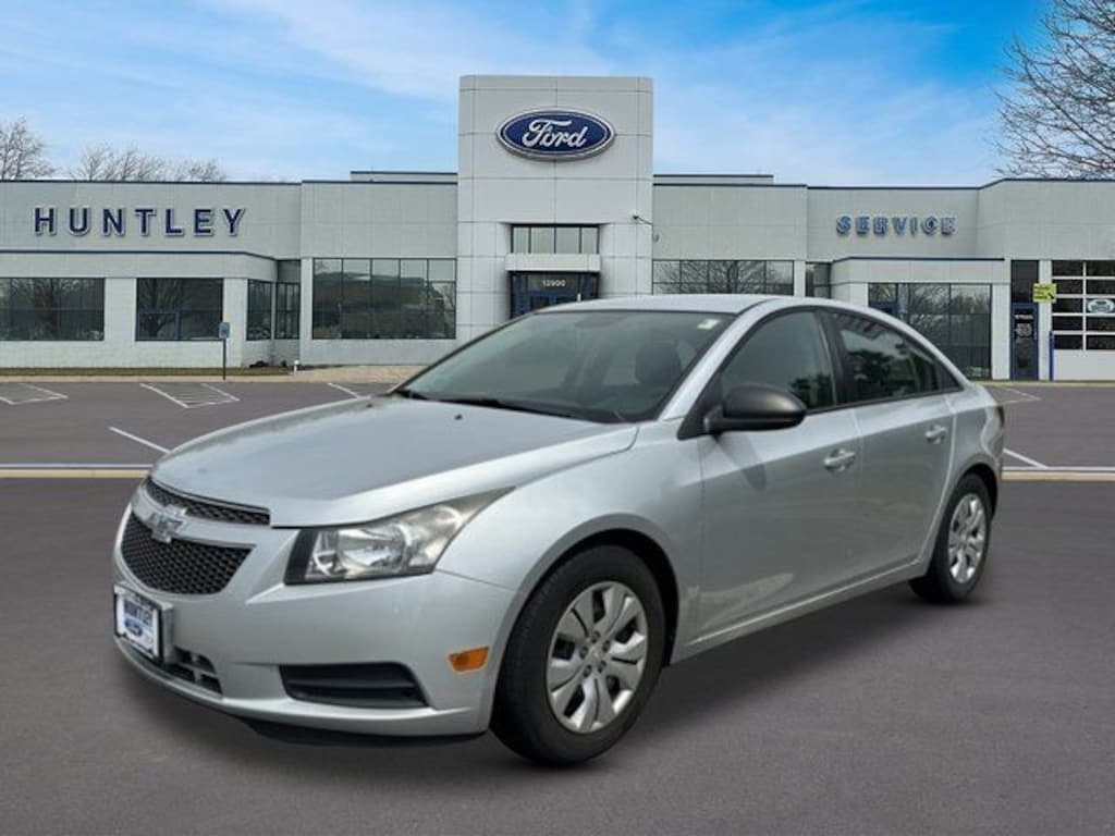 Used 2014 Chevrolet Cruze LS Sedan