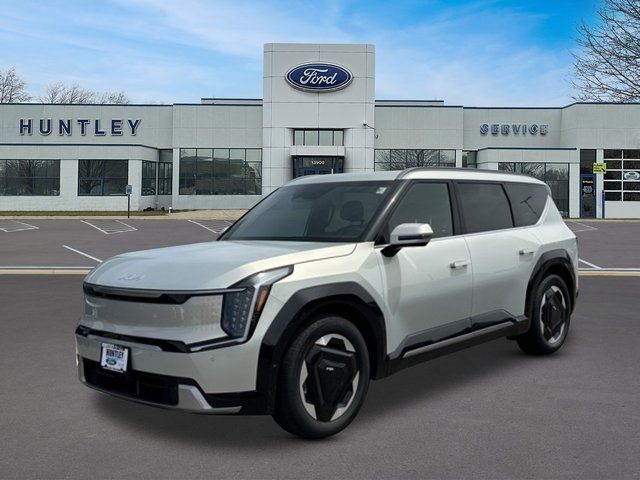 2024 Kia EV9 Land AWD's photo
