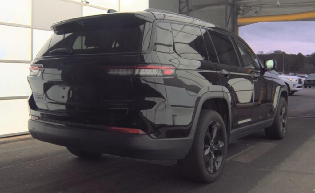 Used 2023 Jeep Grand Cherokee L Limited SUV