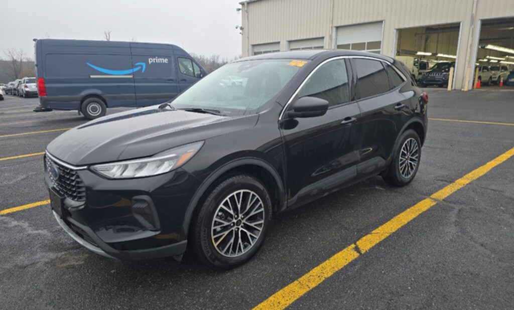 Used 2023 Ford Escape Hybrid Active SUV