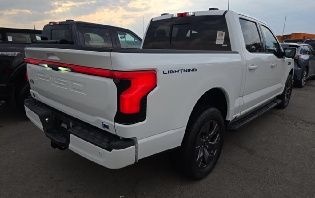 Used 2024 Ford F-150 Lightning Lariat Truck
