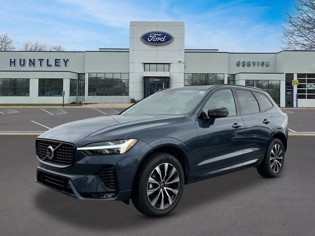 2025 Volvo XC60 B5 Core Dark AWD's photo