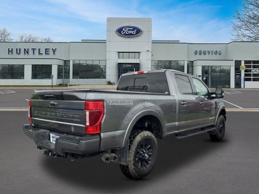 Used 2022 Ford F-250SD Lariat Truck