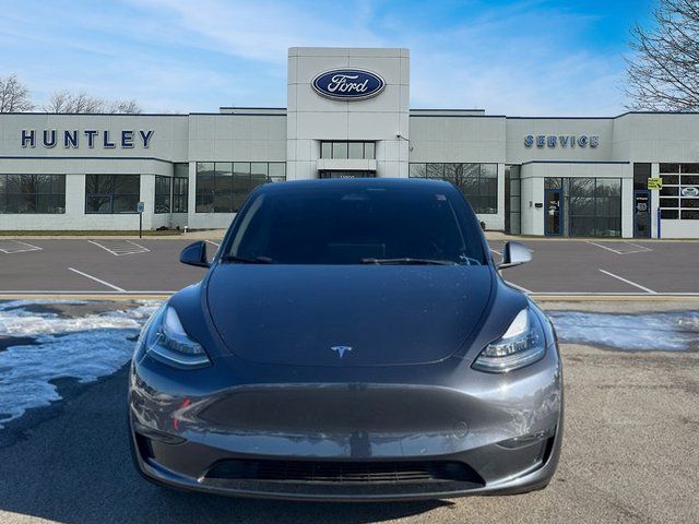 Used 2022 Tesla Model Y Long Range with VIN 7SAYGDEE7NA006347 for sale in Huntley, IL
