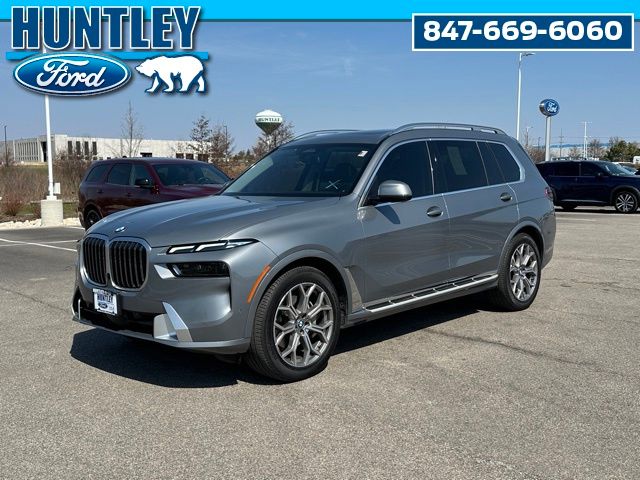 2023 BMW X7