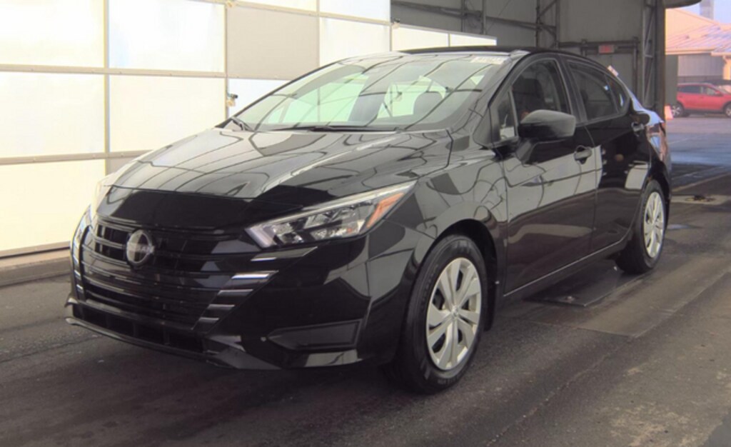 Used 2025 Nissan Versa 1.6 S Sedan