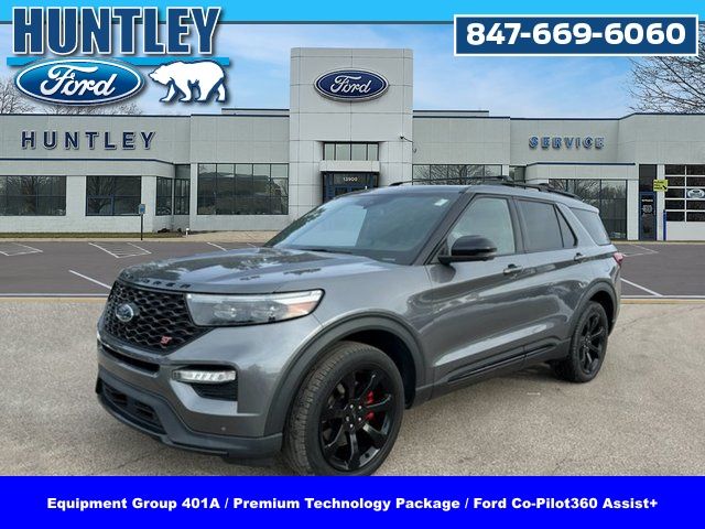 2022 Ford Explorer ST's photo