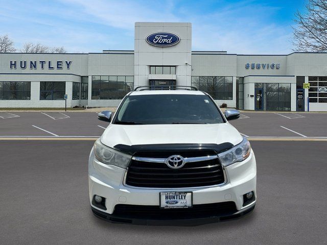 Used 2015 Toyota Highlander LE Plus with VIN 5TDZKRFH7FS092829 for sale in Huntley, IL