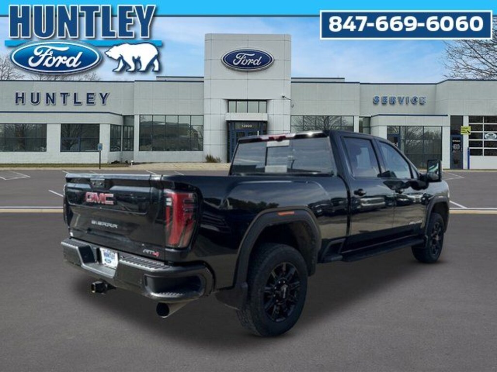 Used 2024 GMC Sierra 2500HD AT4 Truck