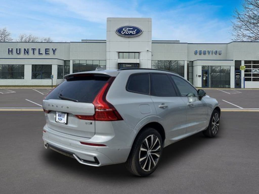 Used 2025 Volvo XC60 B5 Plus SUV