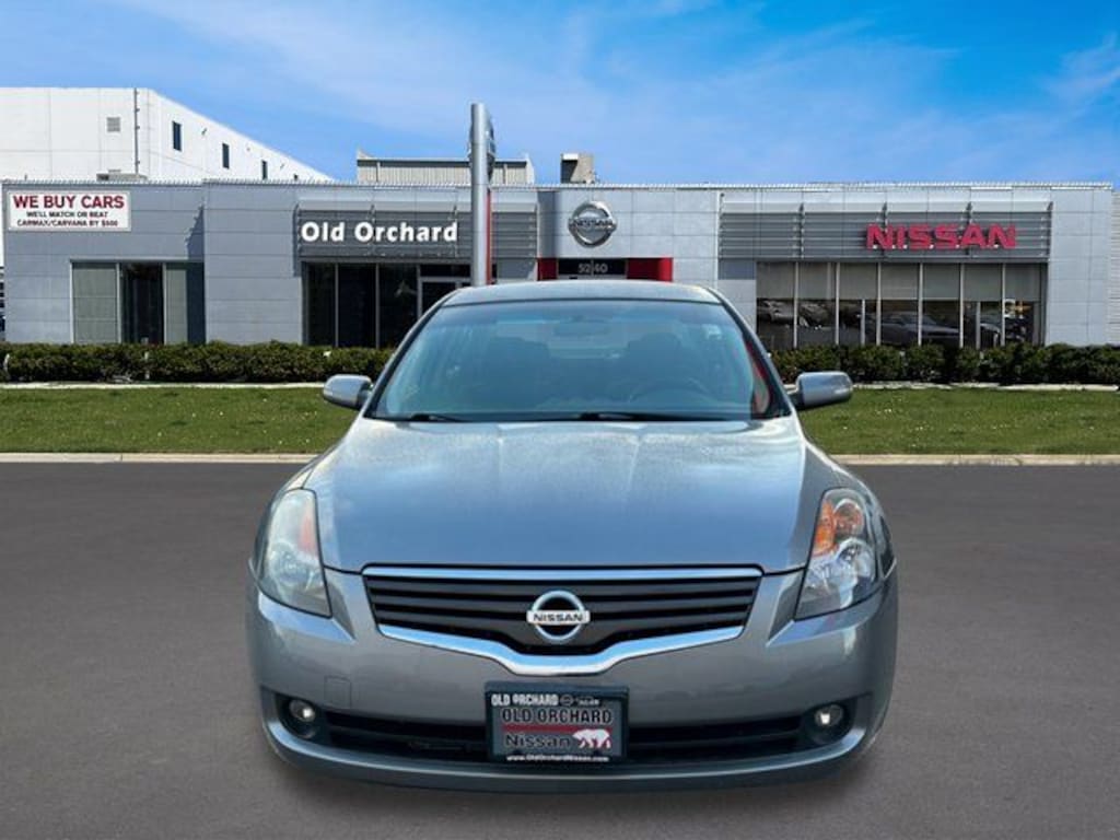 Used 2009 Nissan Altima 3.5 SE Sedan
