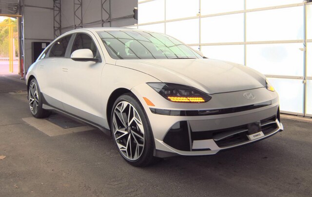 Used 2024 Hyundai IONIQ 6 SEL with VIN KMHM34AC3RA056722 for sale in Huntley, IL