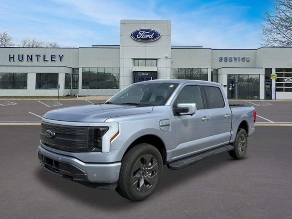 Used 2022 Ford F-150 Lightning Lariat Truck