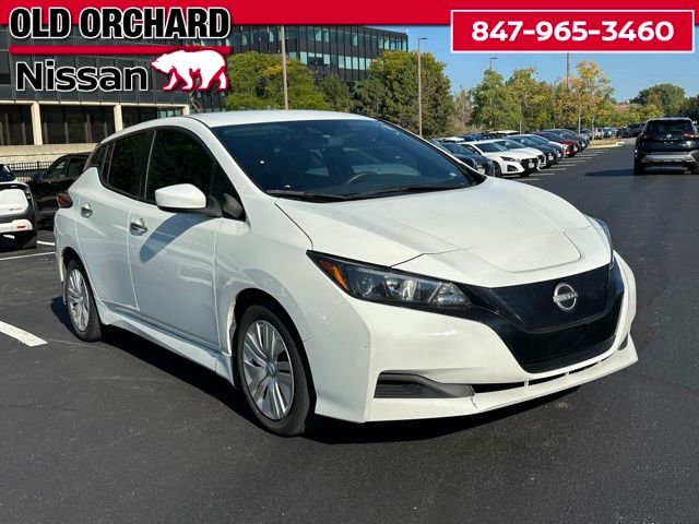 2024 Nissan Leaf S photo 3