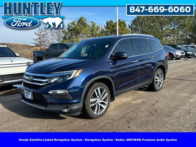 2016 Honda Pilot Elite's photo