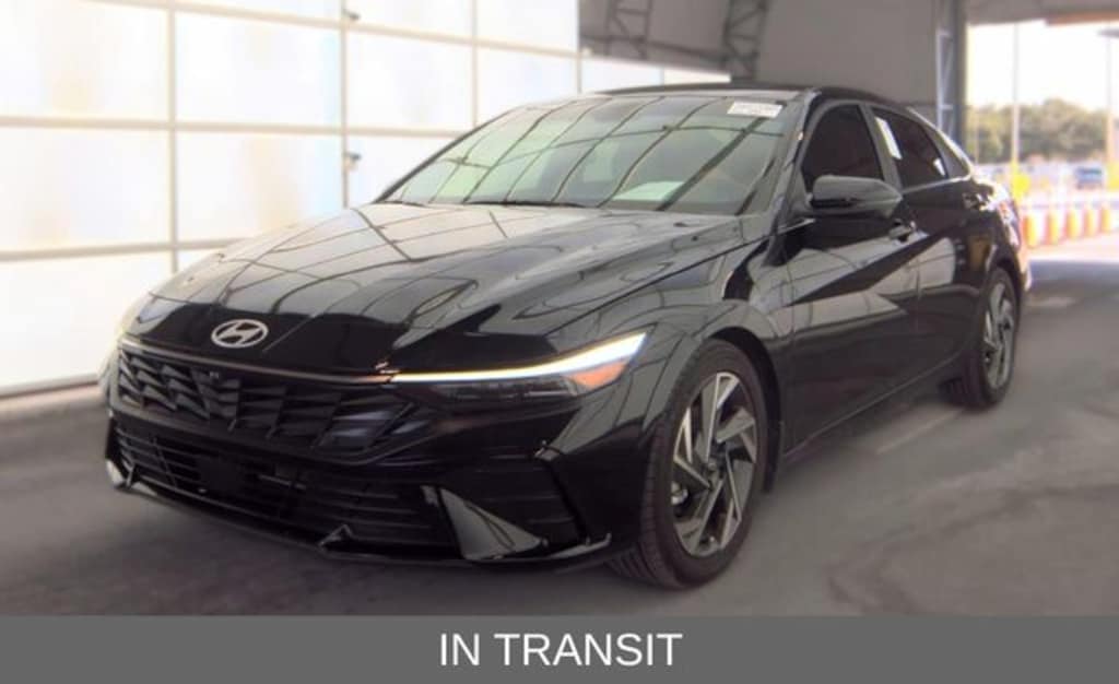 Used 2024 Hyundai Elantra Limited Sedan