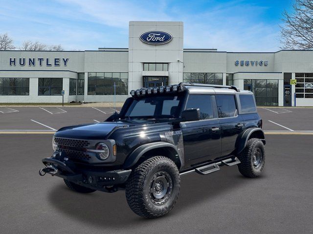 2024 Ford Bronco Everglades 4WD 4-door's photo