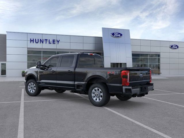 2025 Ford F-350 photo 4