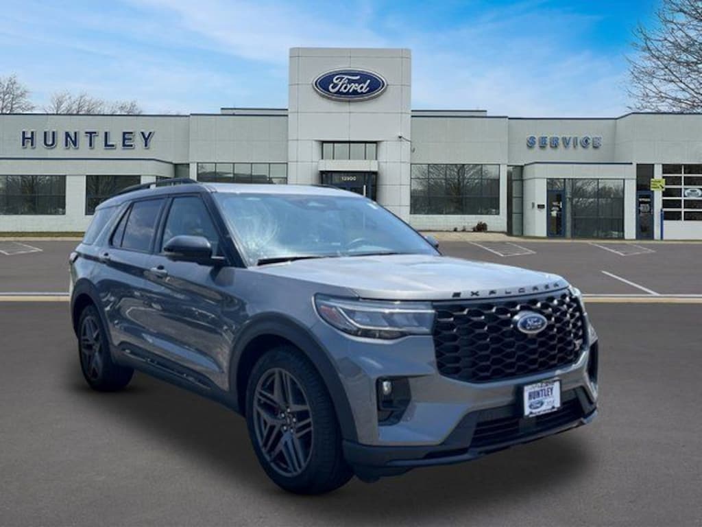 Used 2025 Ford Explorer ST SUV