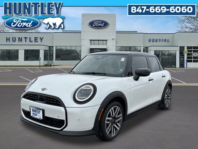 2025 MINI Hardtop 4 Door Base