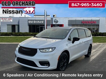 2024 Chrysler Pacifica Hybrid Select Minivan/Van