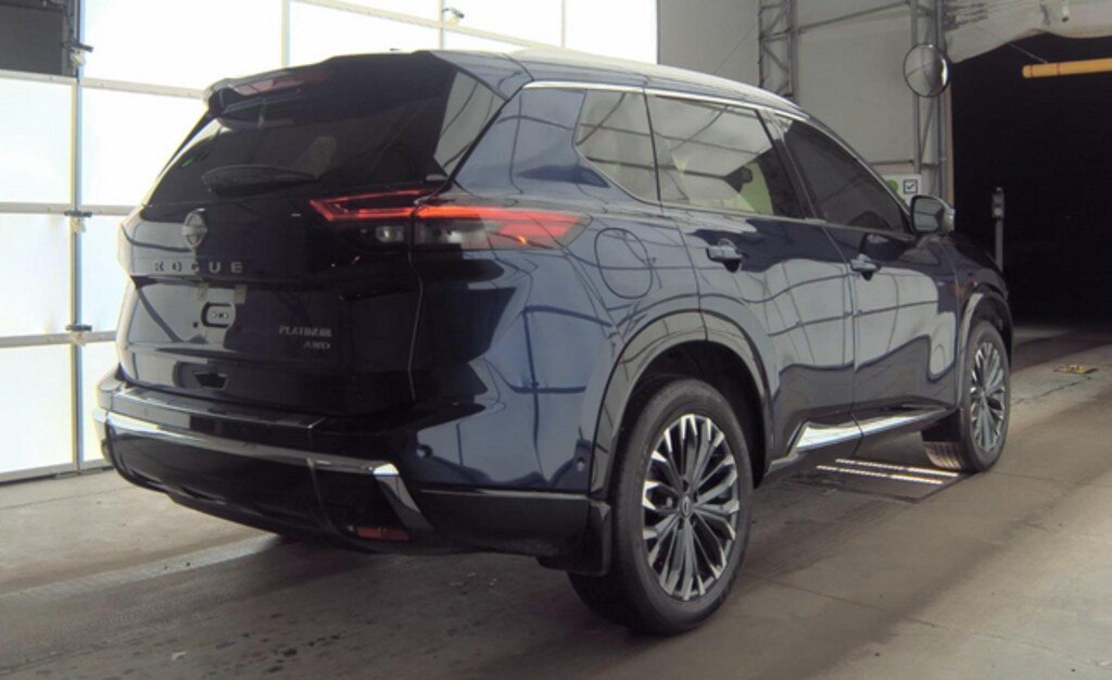 Used 2024 Nissan Rogue Platinum SUV