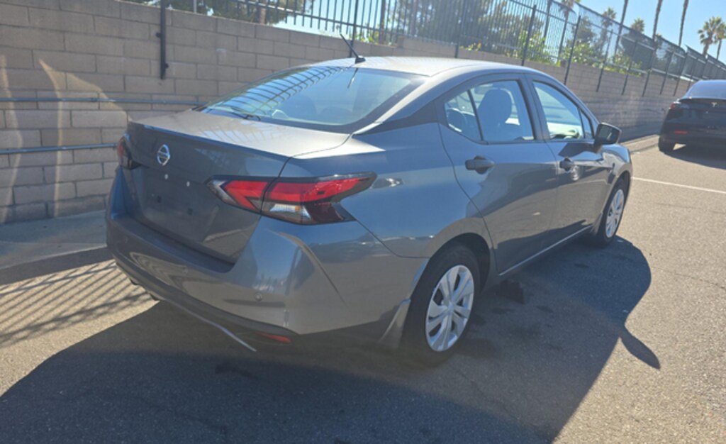 Used 2022 Nissan Versa 1.6 S Sedan