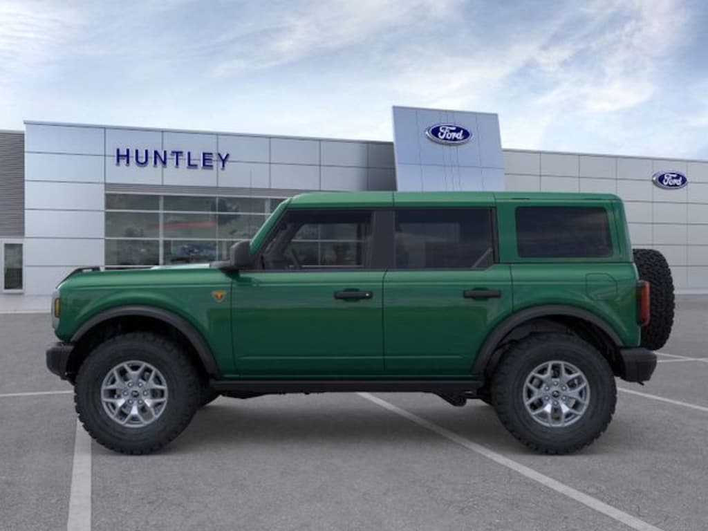 New 2025 Ford Bronco Badlands SUV