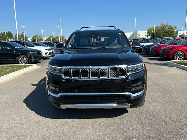2022 Jeep Grand Wagoneer II photo 2