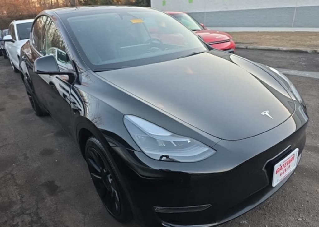 Used 2023 Tesla Model Y Long Range SUV