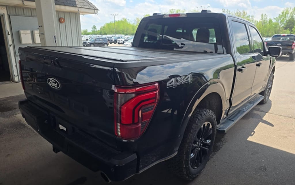Used 2024 Ford F-150 Lariat Truck