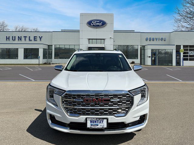 2023 Gmc Terrain Denali photo 2