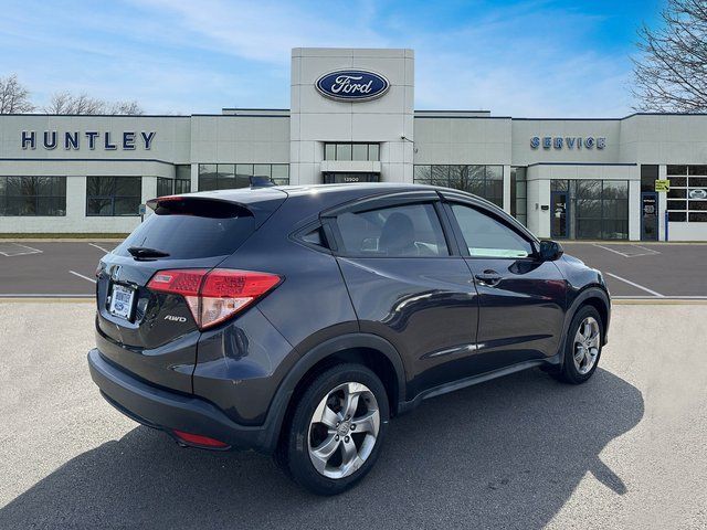 2018 Honda HR-V LX photo 4