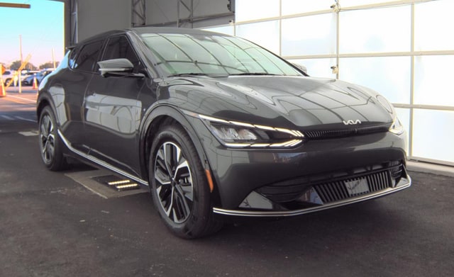 Used 2024 Kia EV6 Wind with VIN KNDC3DLCXR5620842 for sale in Huntley, IL