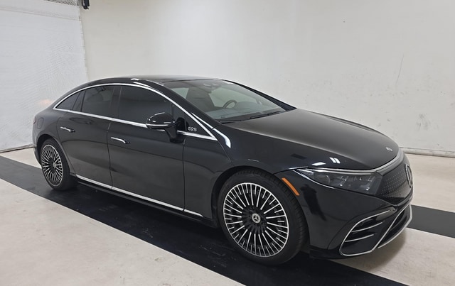 Used 2023 Mercedes-Benz EQS Base with VIN W1KCG2EB7PA042805 for sale in Huntley, IL