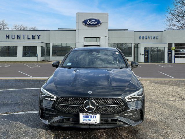 2025 Mercedes Benz CLA 250 4MATIC photo 2