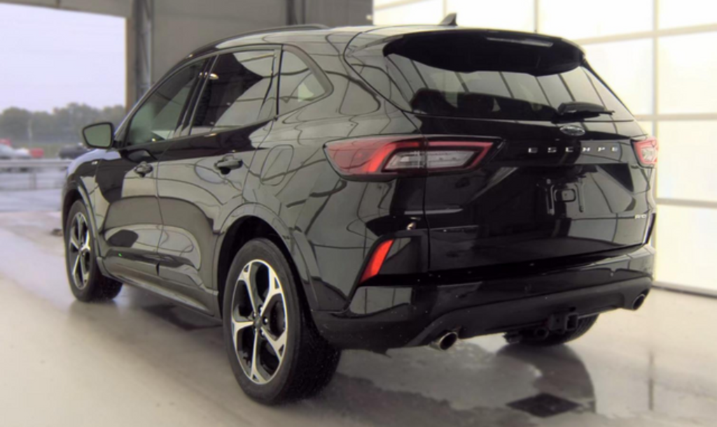 Used 2023 Ford Escape ST-Line Select SUV
